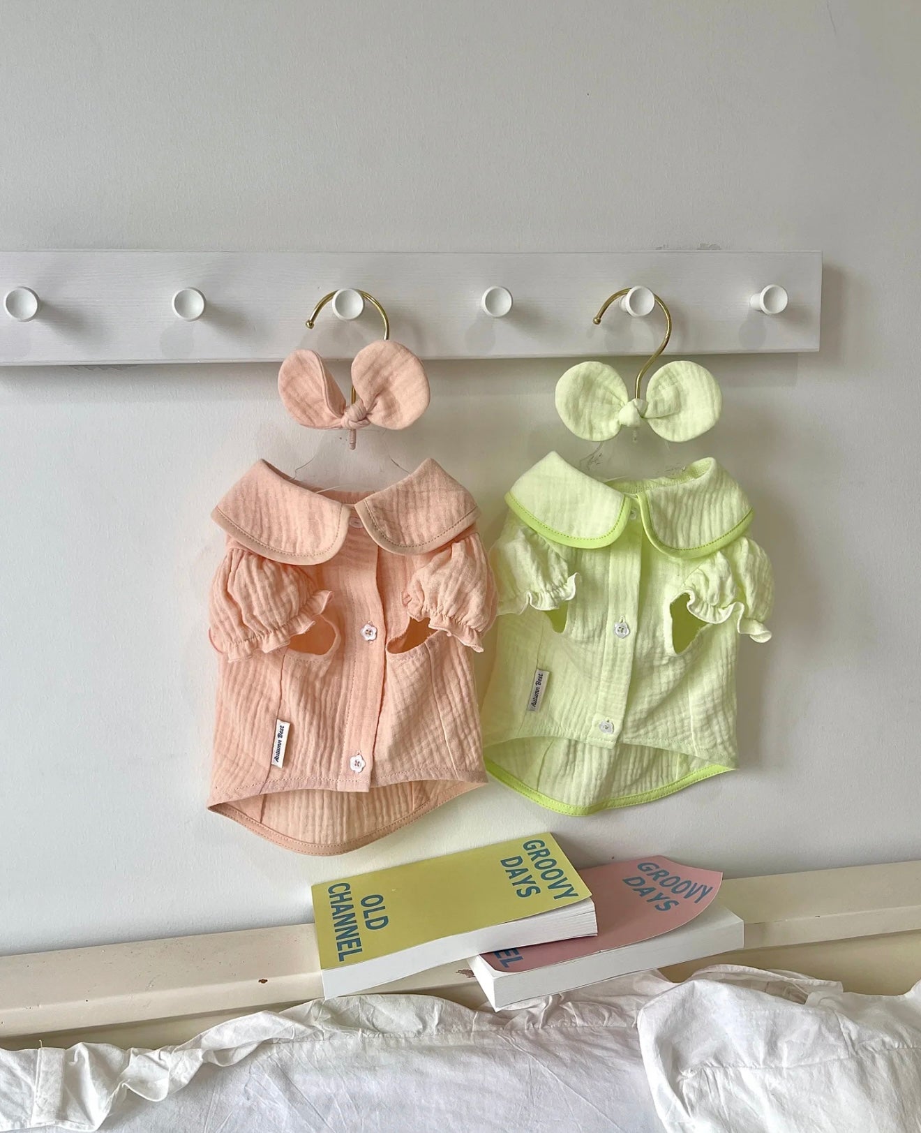 Autumn Bless リボン付きパフスリーブコットンシャツ | Cotton Blouse with Puff Sleeves