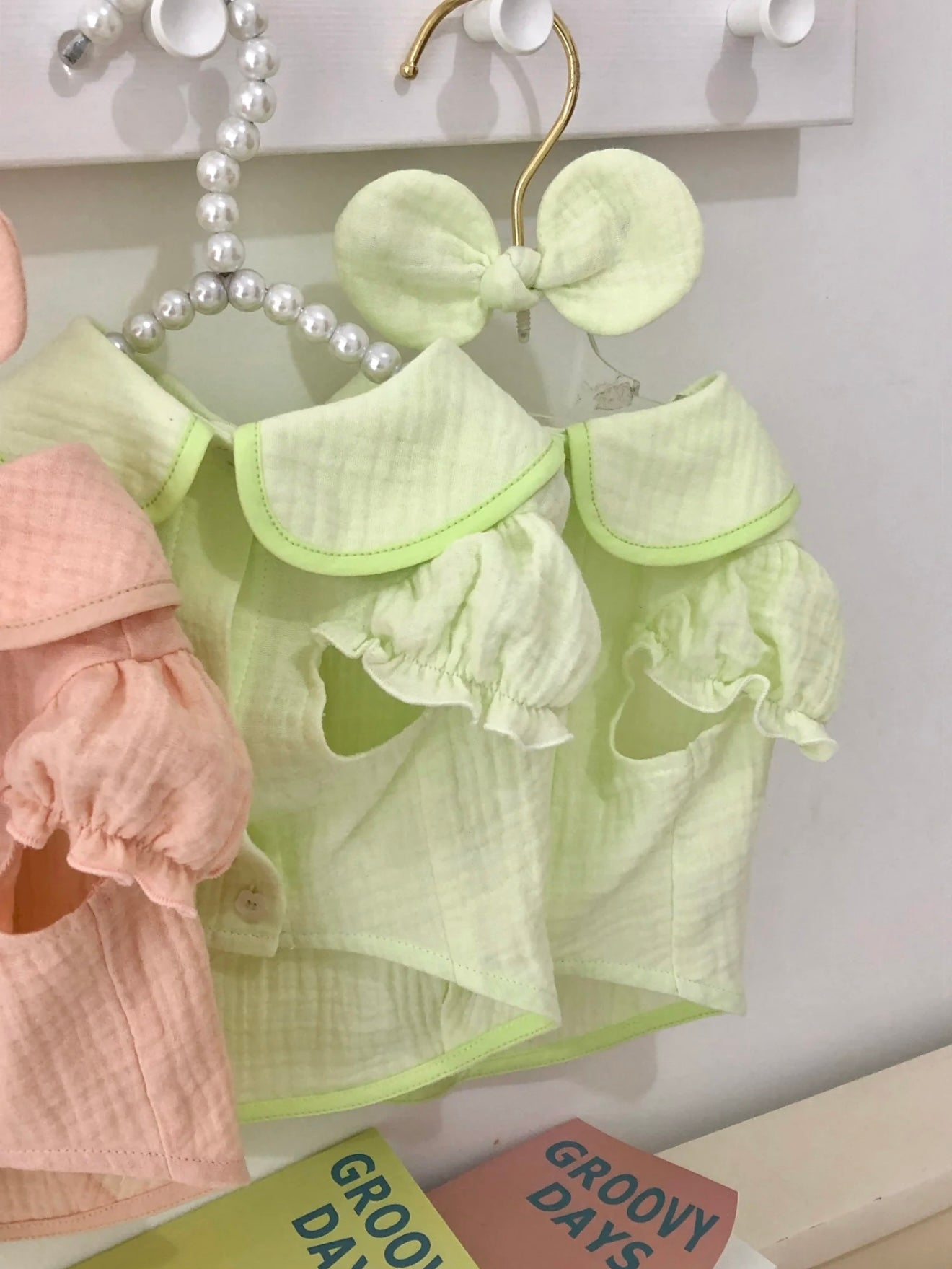 Autumn Bless リボン付きパフスリーブコットンシャツ | Cotton Blouse with Puff Sleeves