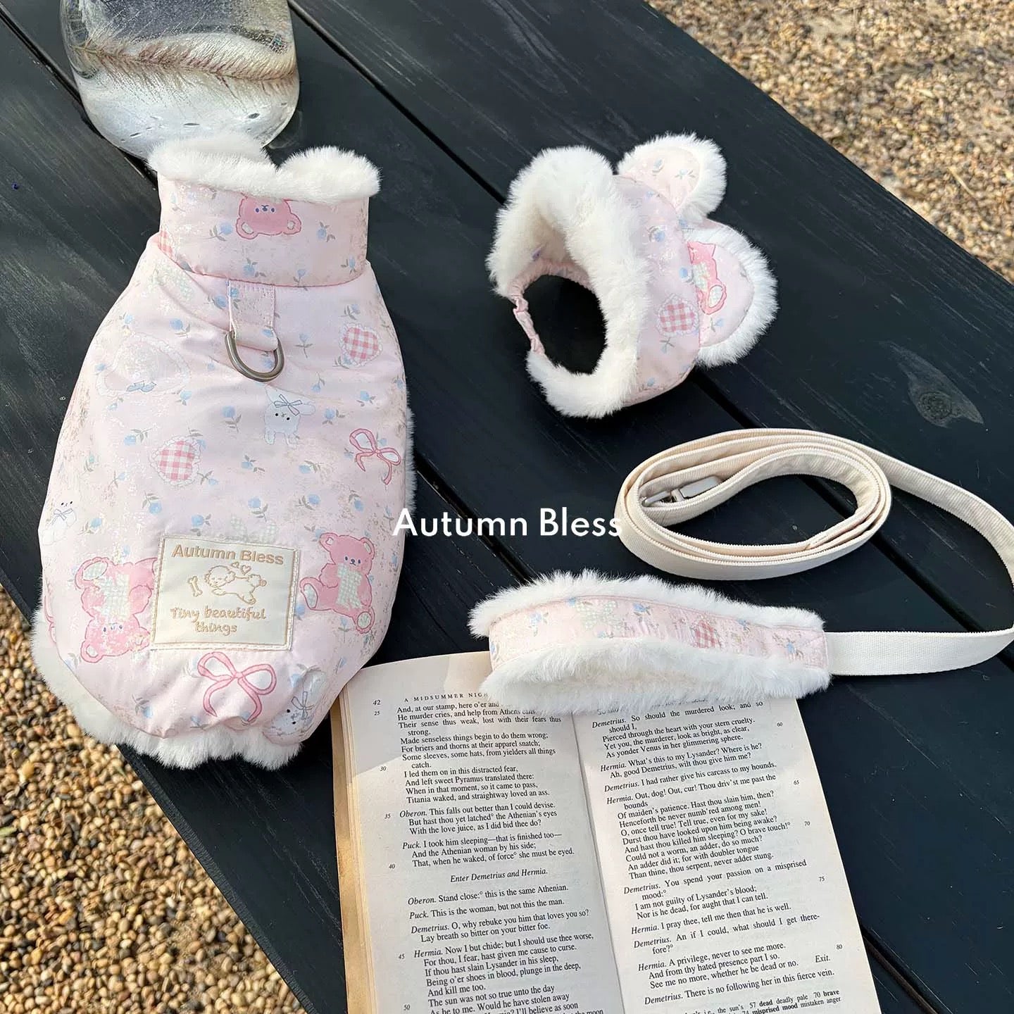 Autumn Bless ふわもこ冬あったかジャケット – テディ柄／キルティングブルー | Furry Cozy Winter Jacket – Teddy Print & Quilted Blue