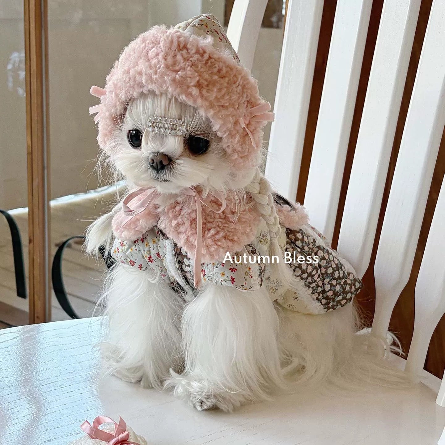 Autumn Bless フローラルキルト ボアカラー ワンピース | Floral Quilted Dress with Teddy Fur Collar