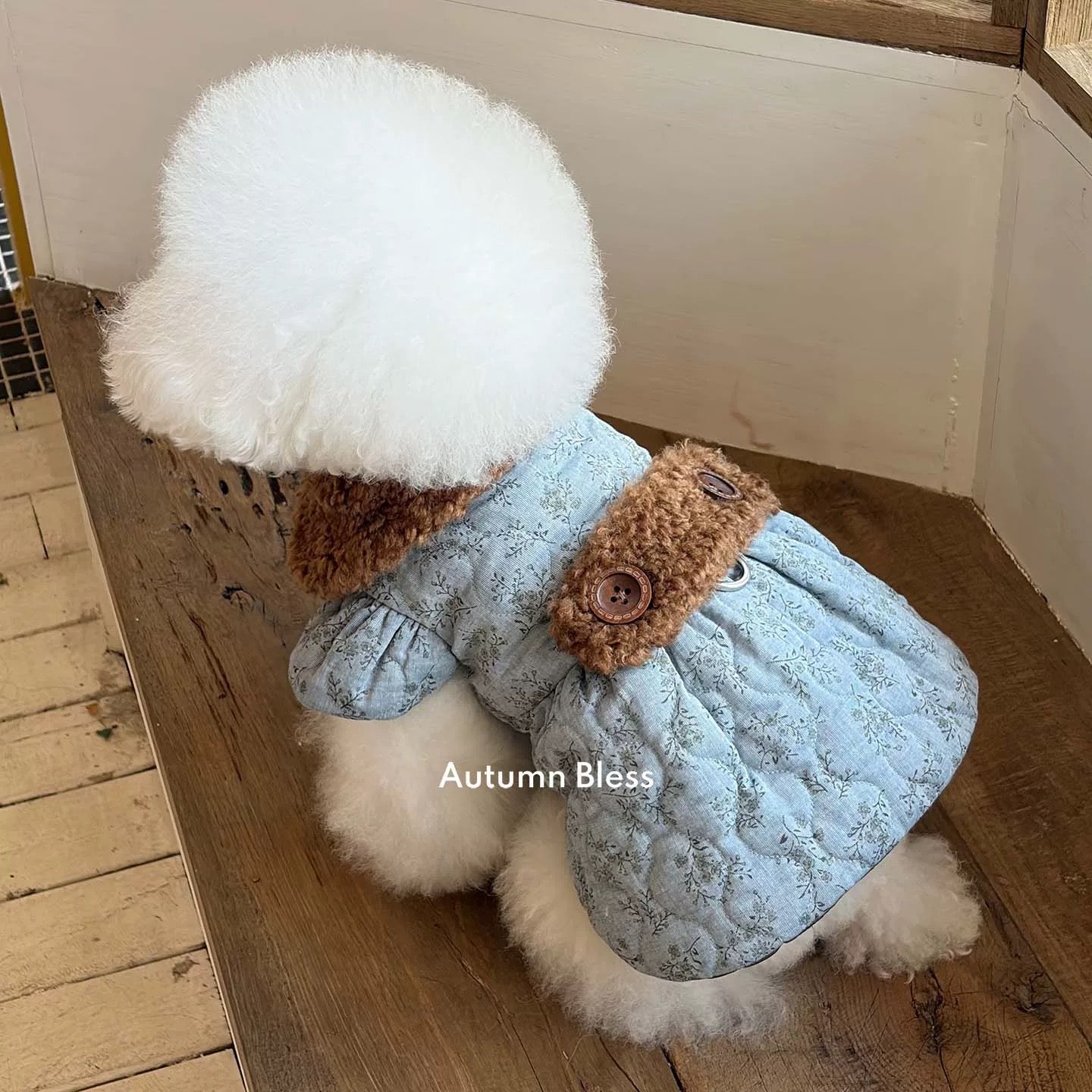 Autumn Bless フローラルキルト ボアカラー ワンピース | Floral Quilted Dress with Teddy Fur Collar