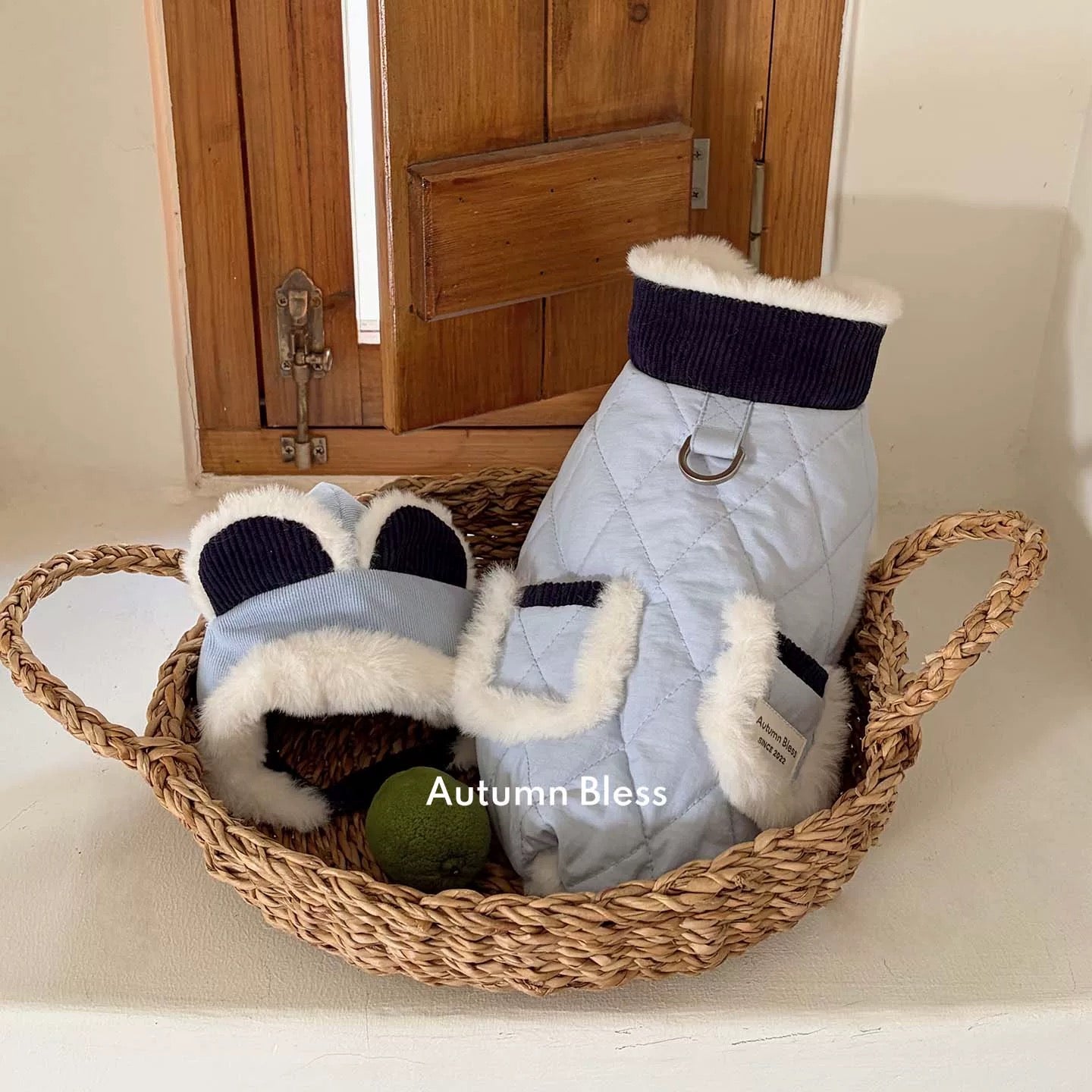 Autumn Bless ふわもこ冬あったかジャケット – テディ柄／キルティングブルー | Furry Cozy Winter Jacket – Teddy Print & Quilted Blue